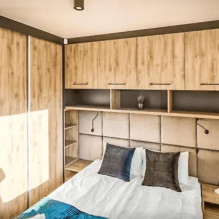 2 Bedroom Lovely In * Nowecin