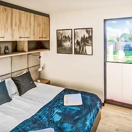 بيت للعطل 2 Bedroom Lovely In *